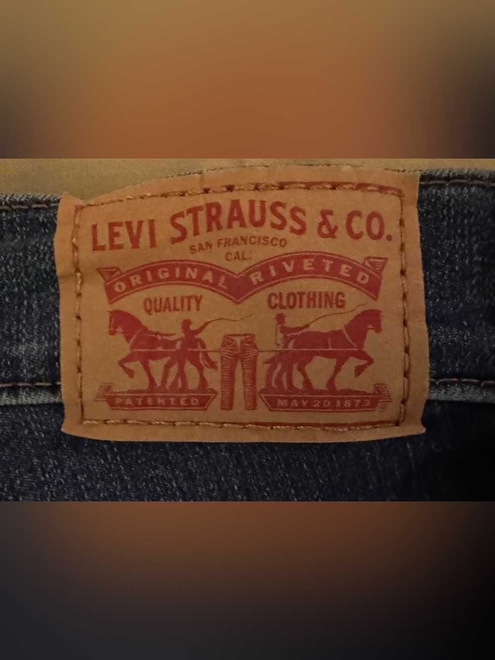 Levi’s Straight Leg Jeans - Picture 4 of 4